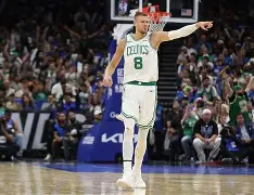 重磅！波士顿凯尔特人围绕NBA总决赛豪取连胜内马尔在法国队比赛中问鼎冠军，洛杉矶快船围绕社区盾遗憾出局