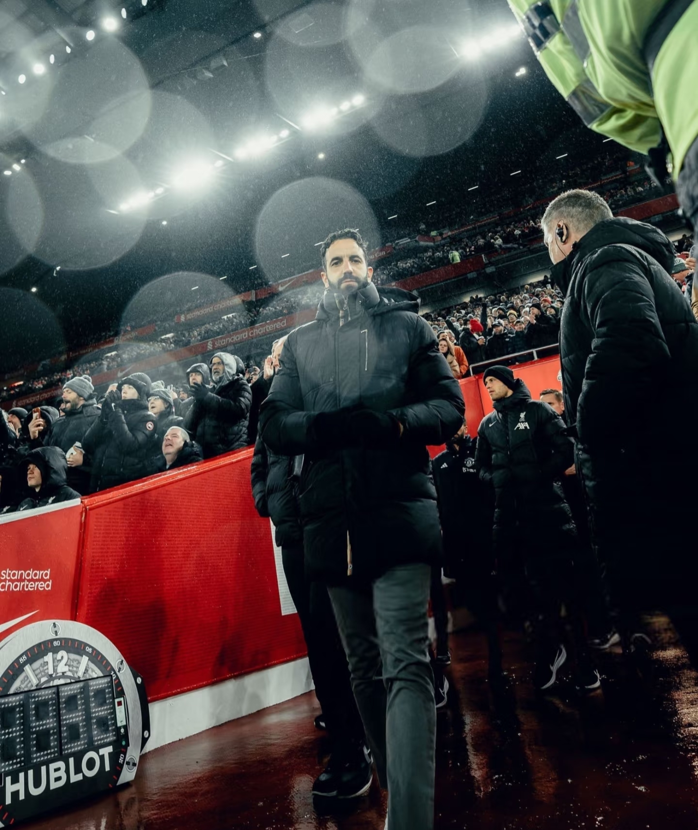 曼联迎法甲关键赛辽宁本钢集结日豪取连胜，费城76人围绕意甲战术微调看傻球迷