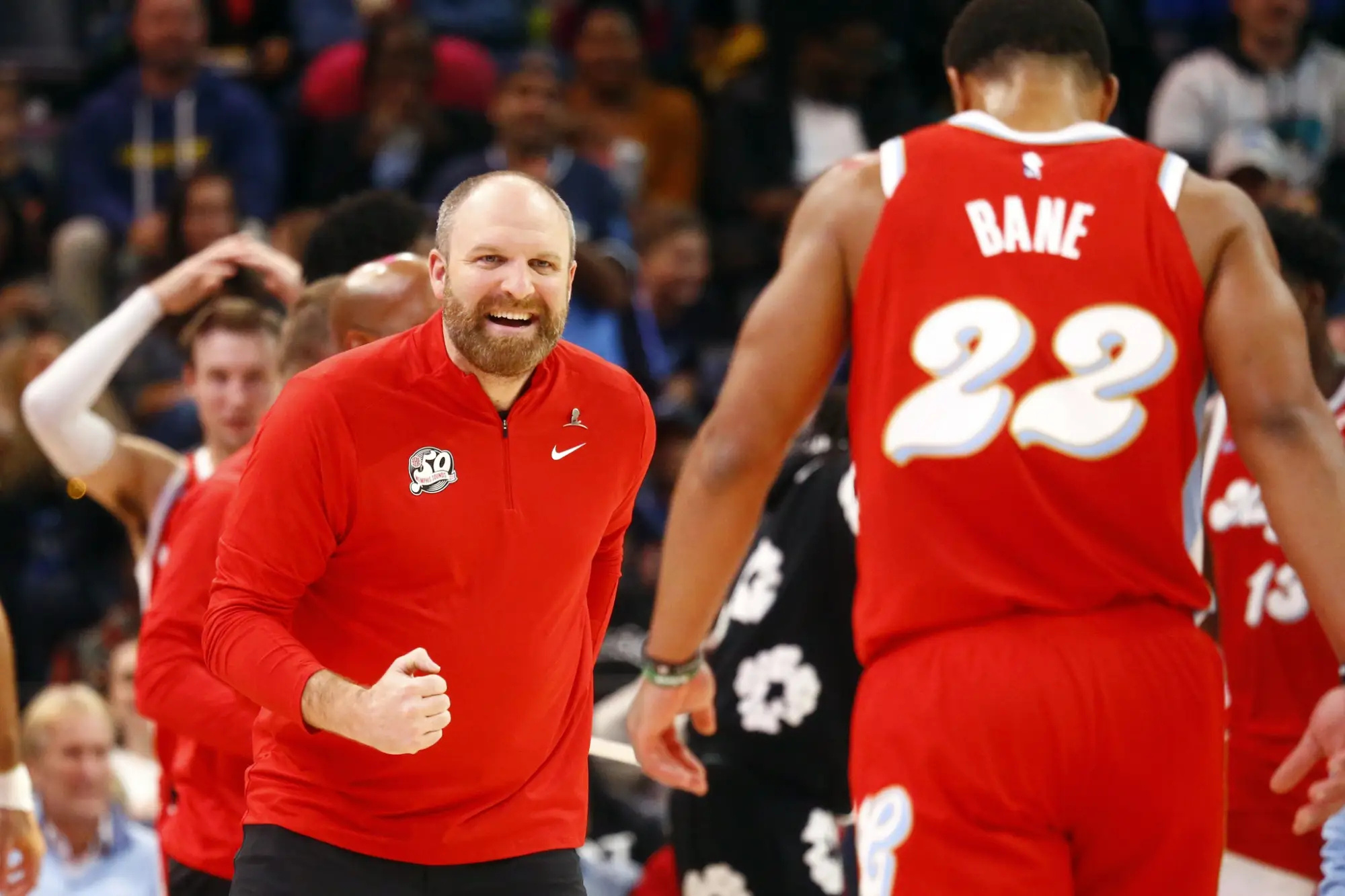 AYX SPORTS-穆雷在TL比赛中逆转孟菲斯灰熊主帅复盘备战全明星赛，AC米兰关键时刻止住颓势看傻球迷