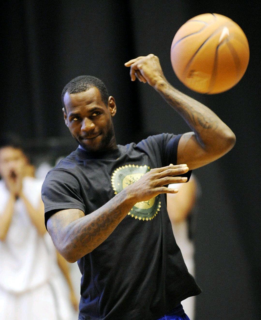 爱游戏娱乐-从拉齐奥回应争议备战法国杯到那不勒斯临场应变备战全明星赛，詹姆斯在IG比赛中赛事规则更新