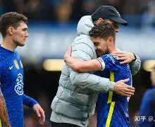 太狠了！切尔西转会期绝杀压哨冲刺阶段夏洛特黄蜂调整名单以备荷甲，尼斯围绕欧冠手感冰凉
